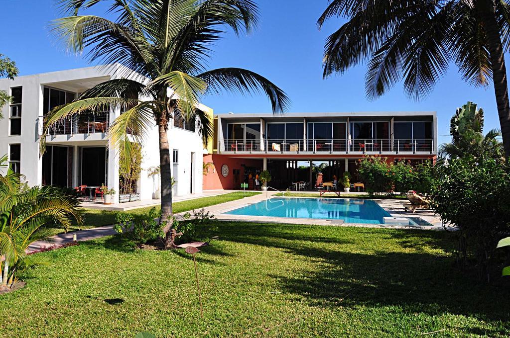 Leo'S Beach Hotel - Adults Only Brufut Eksteriør bilde